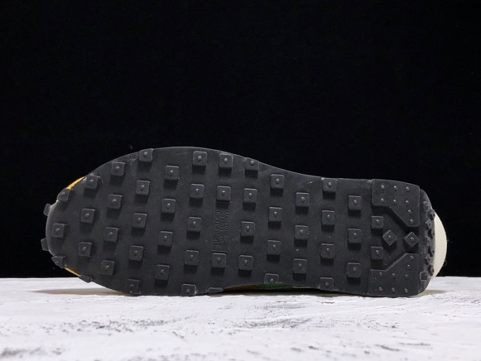 nike ld waffle sacai green multi  bv0073-300