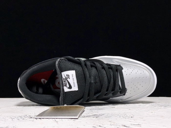 x nike sb dunk low silver black  ck3480-001
