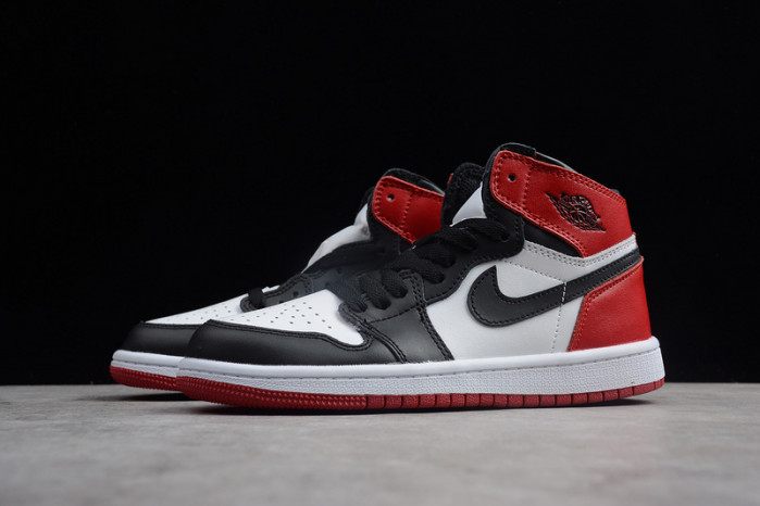 kids air jordan 1 retro black toe (2016)  555088-125