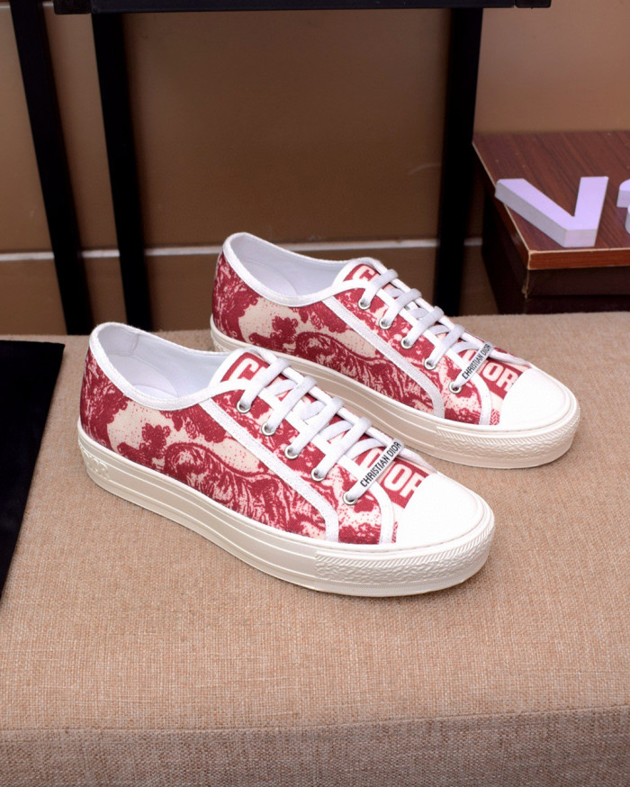 d10r b23 oblique low top sneaker