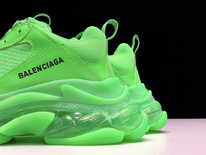 blcg sneaker triple.s.gomma "neon green"541624 w09ol 3801