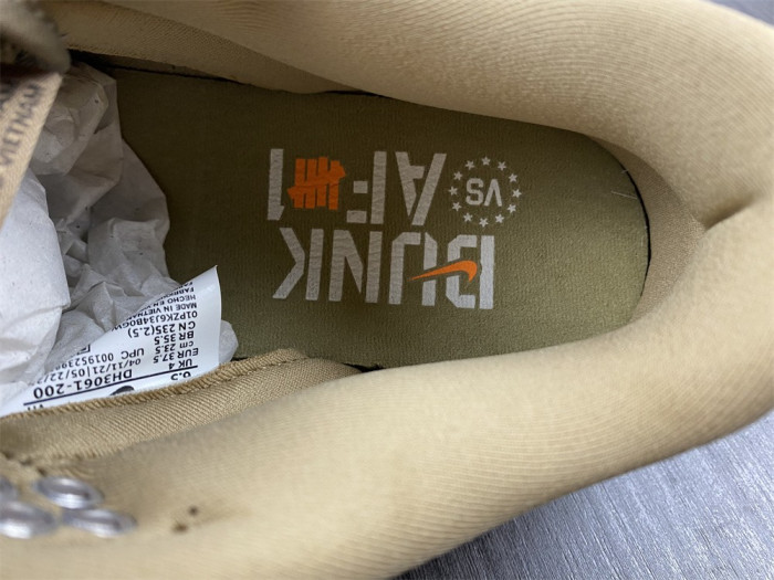 undefeated x dunk low sp 