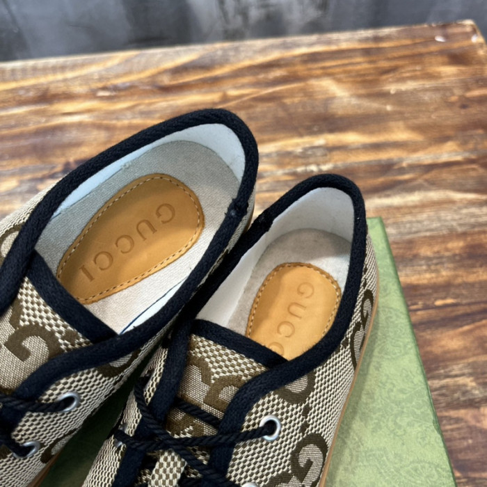 G*u*i  low-top sneaker