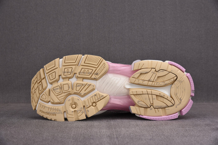 Ba*len*cia*ga -runner