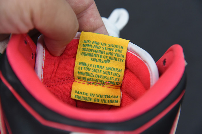 gundam x dunk high sb 