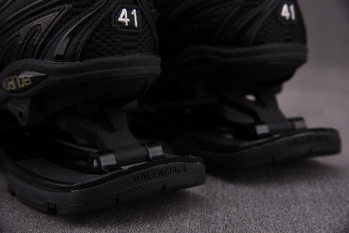 Ba*len*cia*ga x-pander