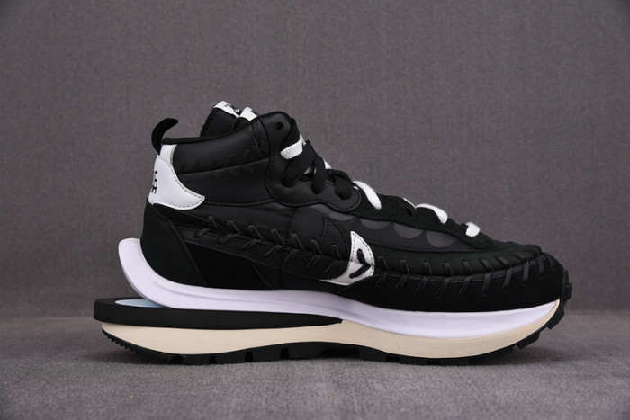 nike sacai x jean paul gaultier x vaporwaffle 