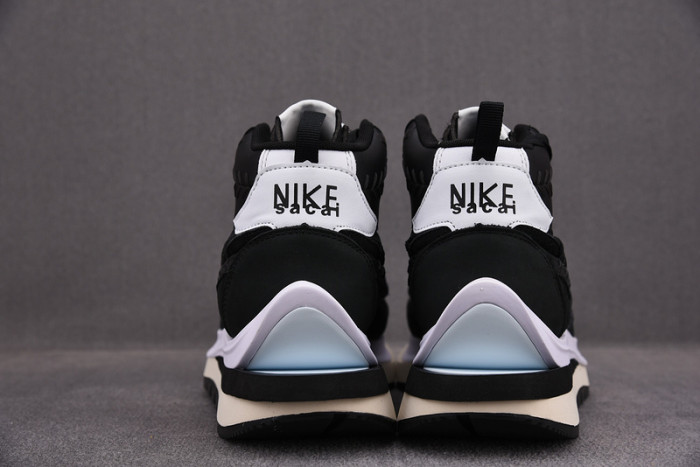 nike sacai x jean paul gaultier x vaporwaffle 