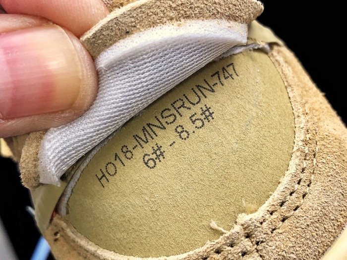 ofw nike air max 90 desert ore aa7293-200