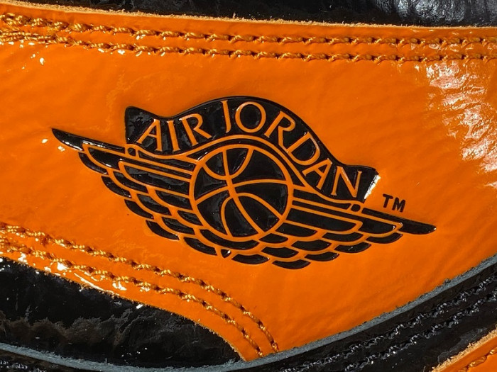 air jordan 1 shattered backboard 3.0 555088-028