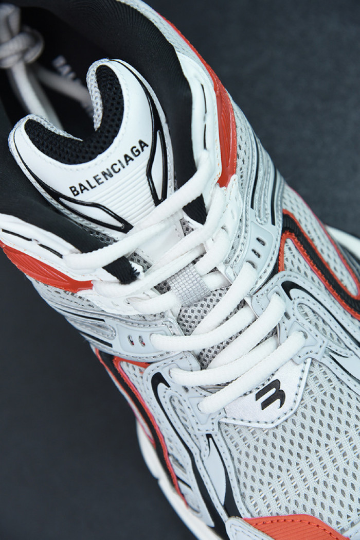 Ba*len*cia*ga x-pander