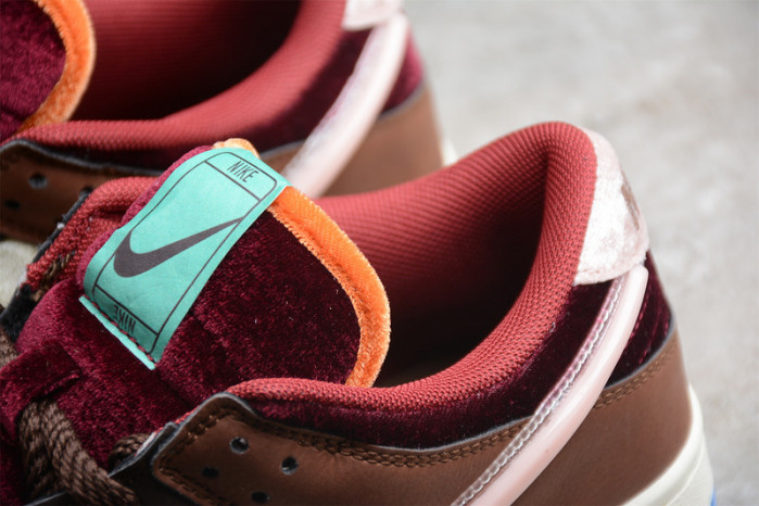 social status x dunk mid 