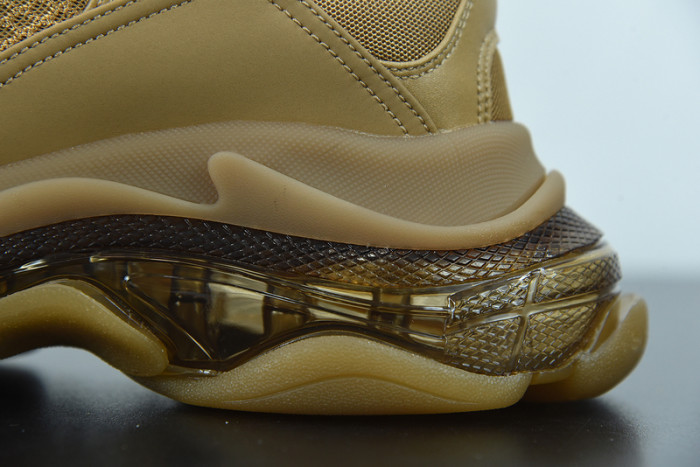 blcg sneaker triple.s.