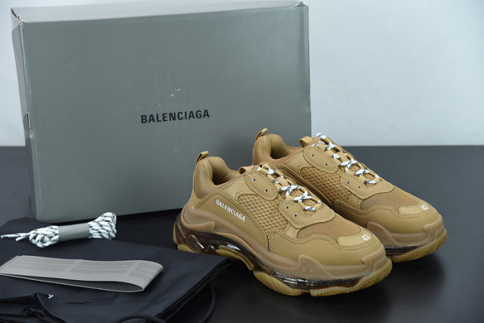 blcg sneaker triple.s.