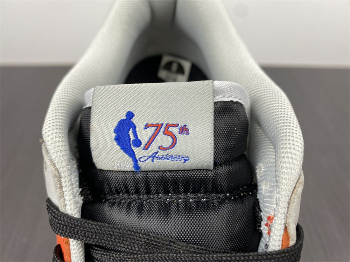 nike dunk low emb nba 75th anniversary knicks  dd3363-002