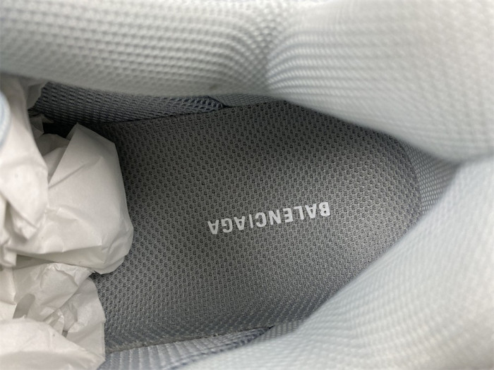 blcg sneaker triple.s. 524039 w2fw1 4700