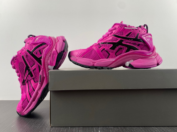 Ba*len*cia*ga -runner