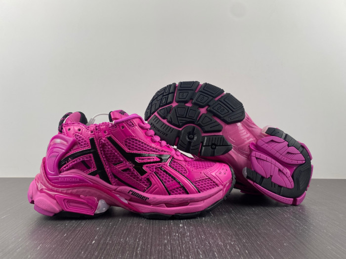 Ba*len*cia*ga -runner