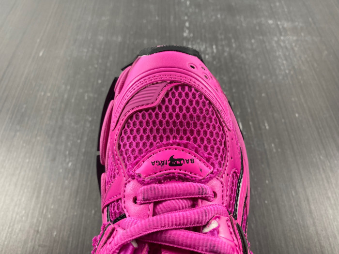 Ba*len*cia*ga -runner