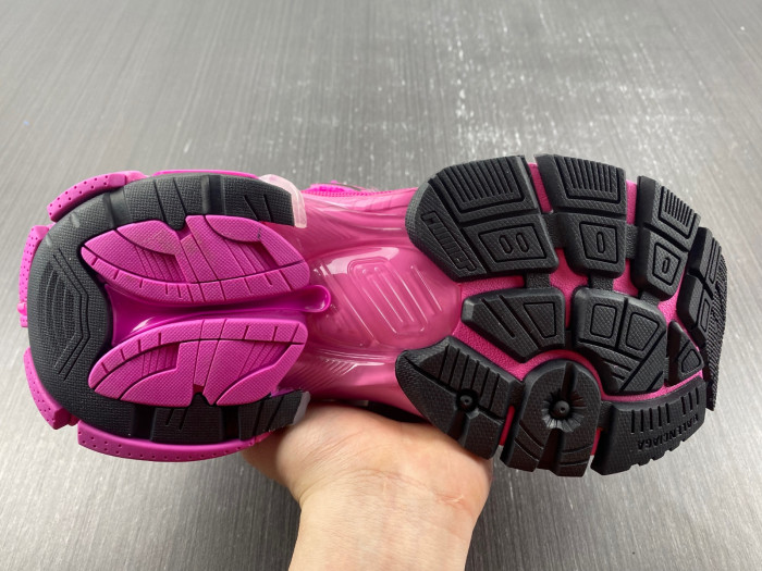 Ba*len*cia*ga -runner