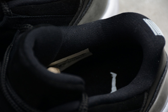 jordan 11 retro low barons  528895-010