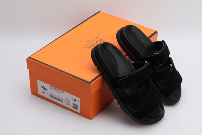 herm*s  slippers