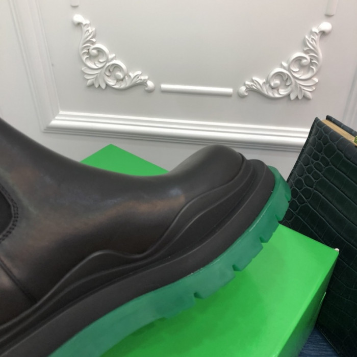 Bo*te*ga ve*ne*ta boots