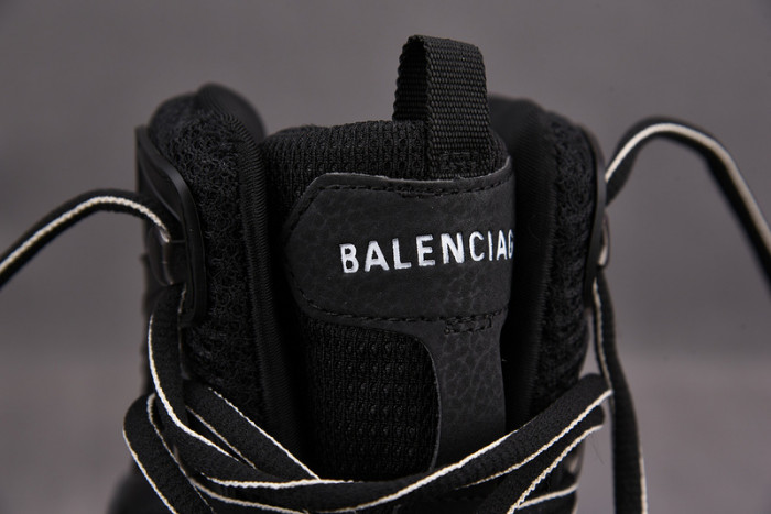 Ba*len*cia*ga sneaker tess 3.0