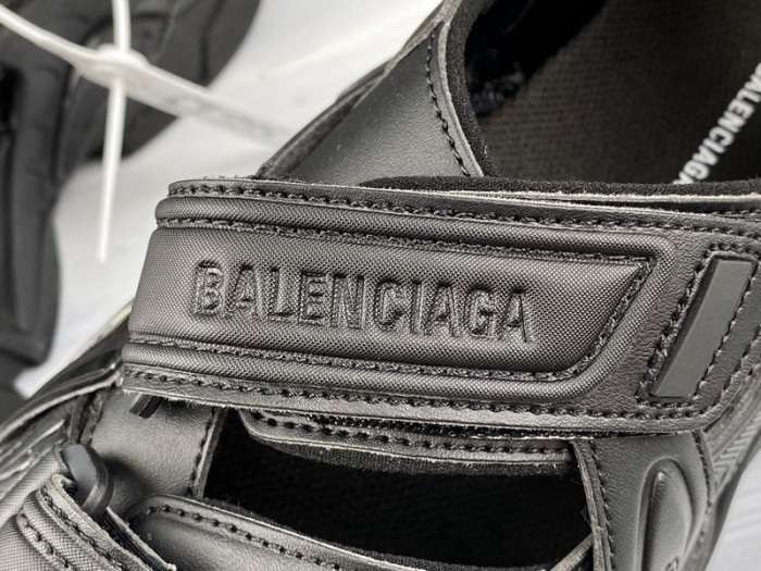 blcg track sandal black  617542w2cc11000