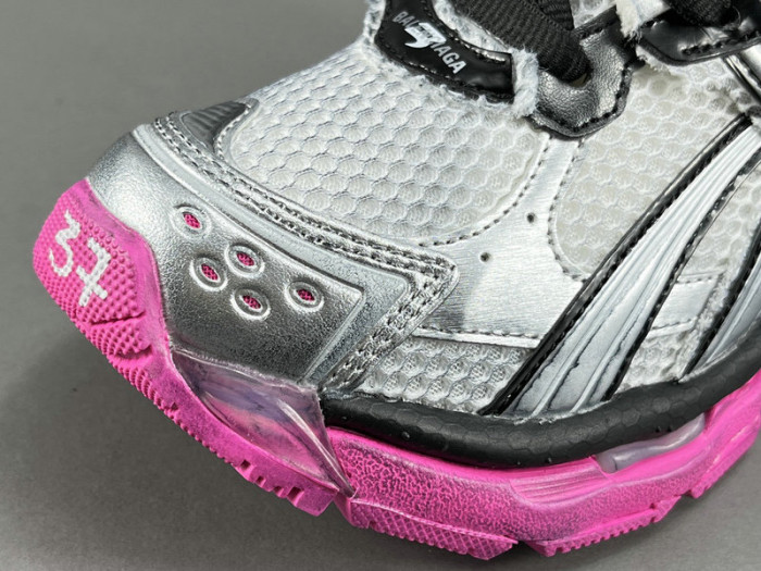 Ba*len*cia*ga -runner