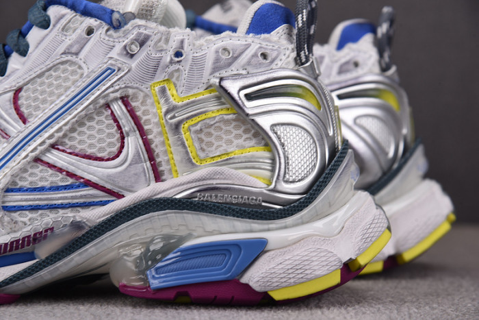 Ba*len*cia*ga -runner