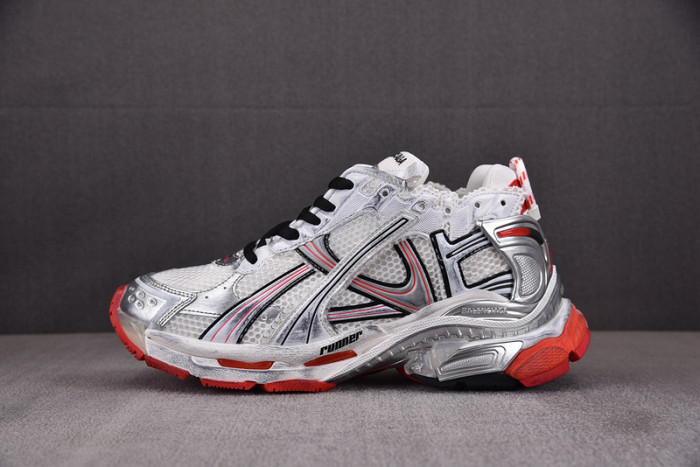 Ba*len*cia*ga -runner