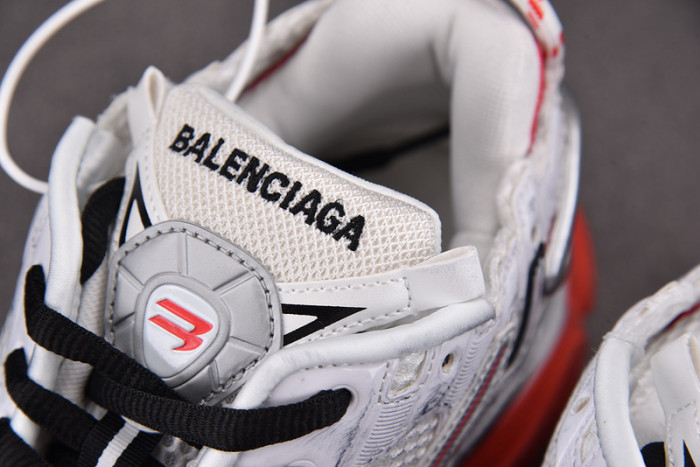 Ba*len*cia*ga -runner