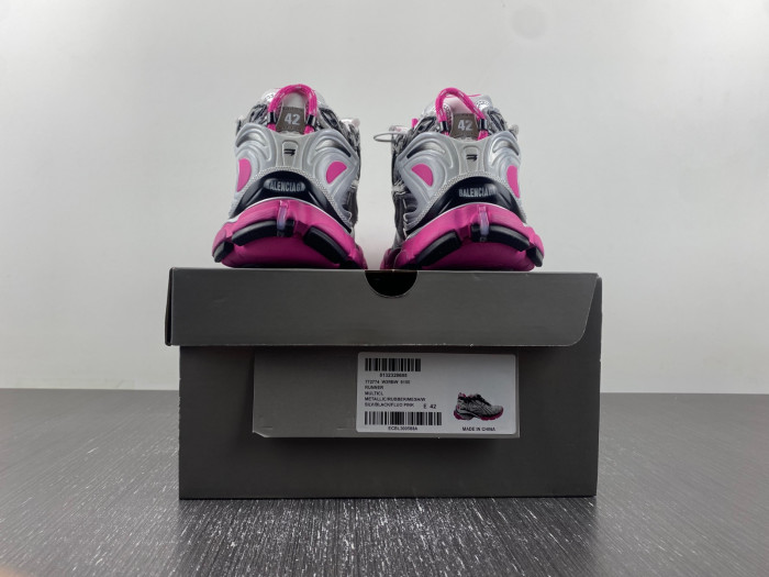 Ba*len*cia*ga -runner