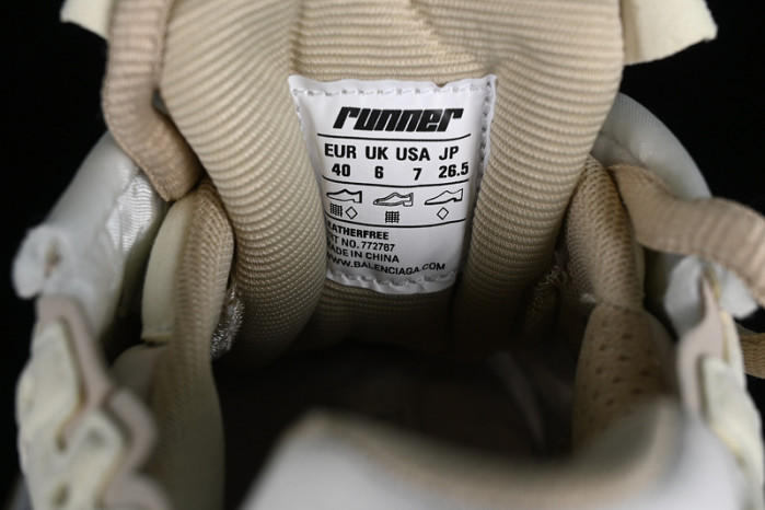 Ba*len*cia*ga -runner