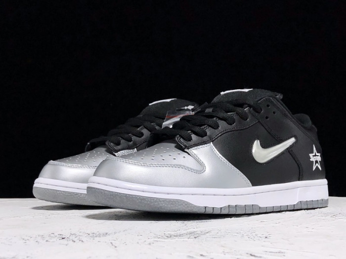 x nike sb dunk low silver black  ck3480-001