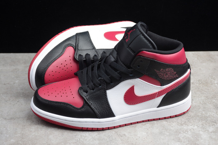 air jordan 1 mid bred toe  554724-066