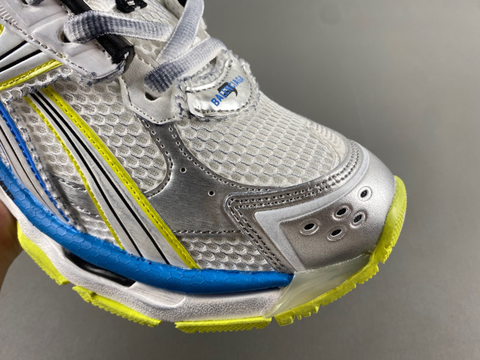 Ba*len*cia*ga -runner