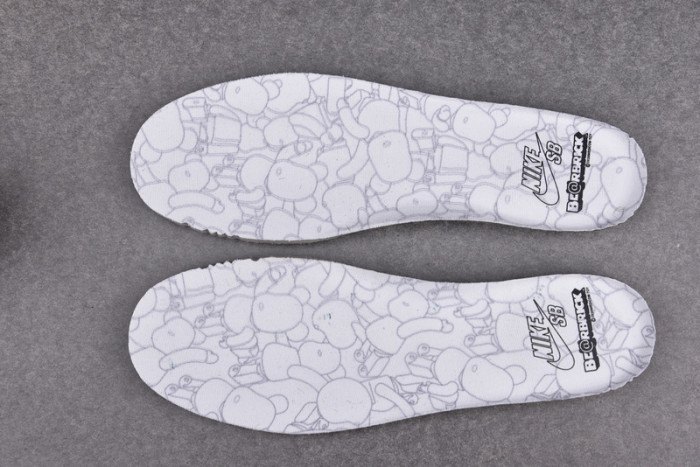 nike sb dunk low medicom toy (2020) cz5127-001