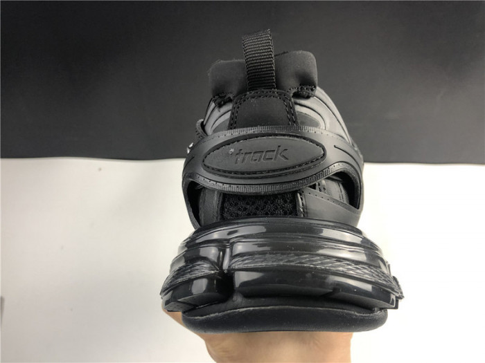 blcg track trainer black 542023 w3gb1 7302