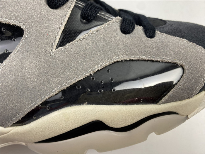 air jordan 6 wmns “tech Ch*0me