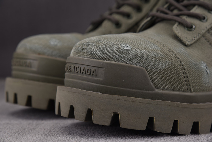 Ba*len*cia*ga boots