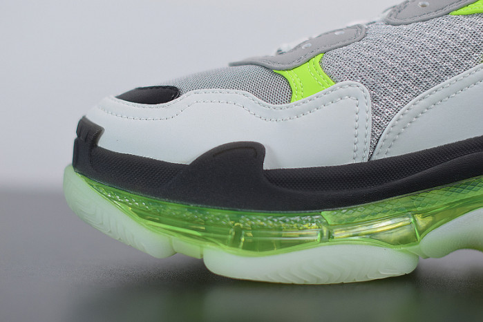 blcg sneaker triple.s.gomma grey white green 541624 w2fr1 8297