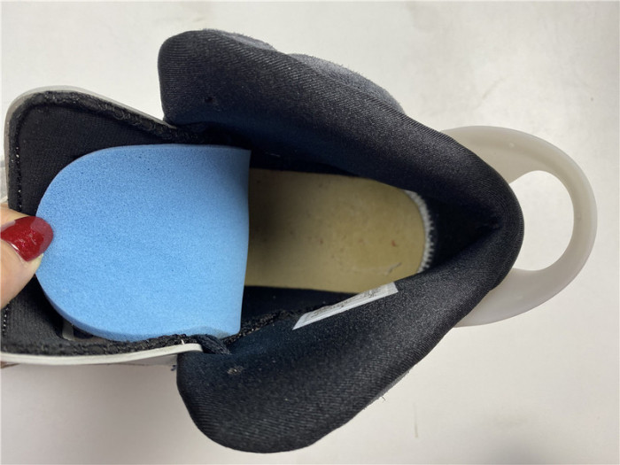 air jordan 6 wmns “tech Ch*0me