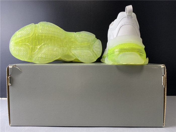 blcg sneaker triple.s.gomma fluorescent white 544351 w09o1 0828