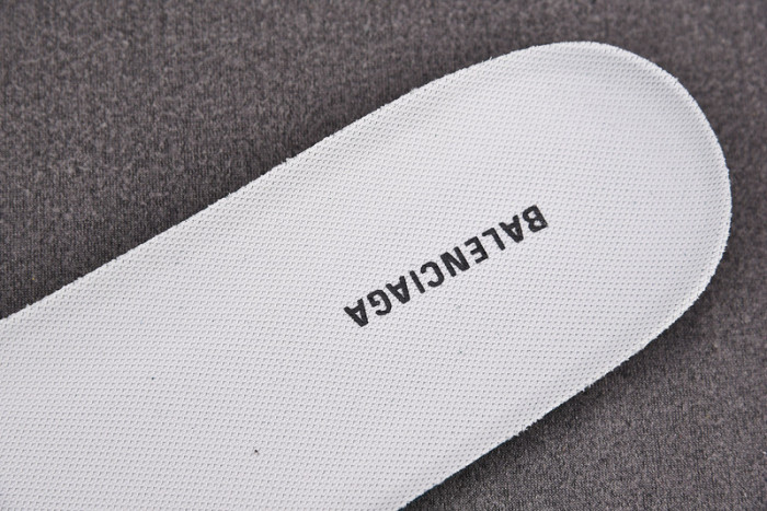 Ba*len*cia*ga -runner