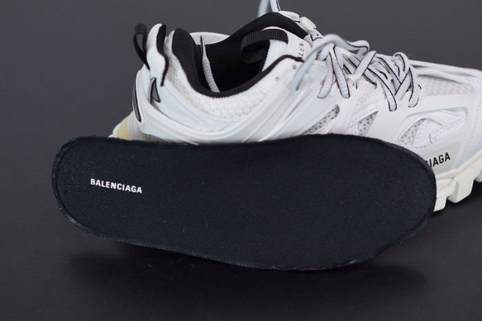 blcg track trainer white and black 542436 w3ac1 9010