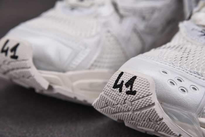 Ba*len*cia*ga -runner