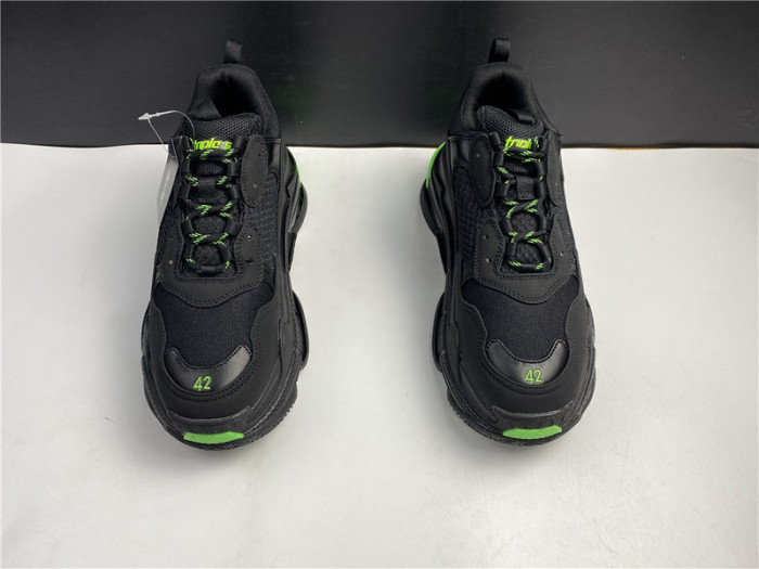 blcg sneaker triple.s.gomma  black and green 524039 w2pw1 4881