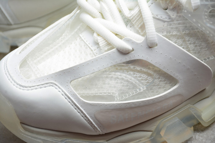 blcg track trainer white 542436 w1gb1 7301